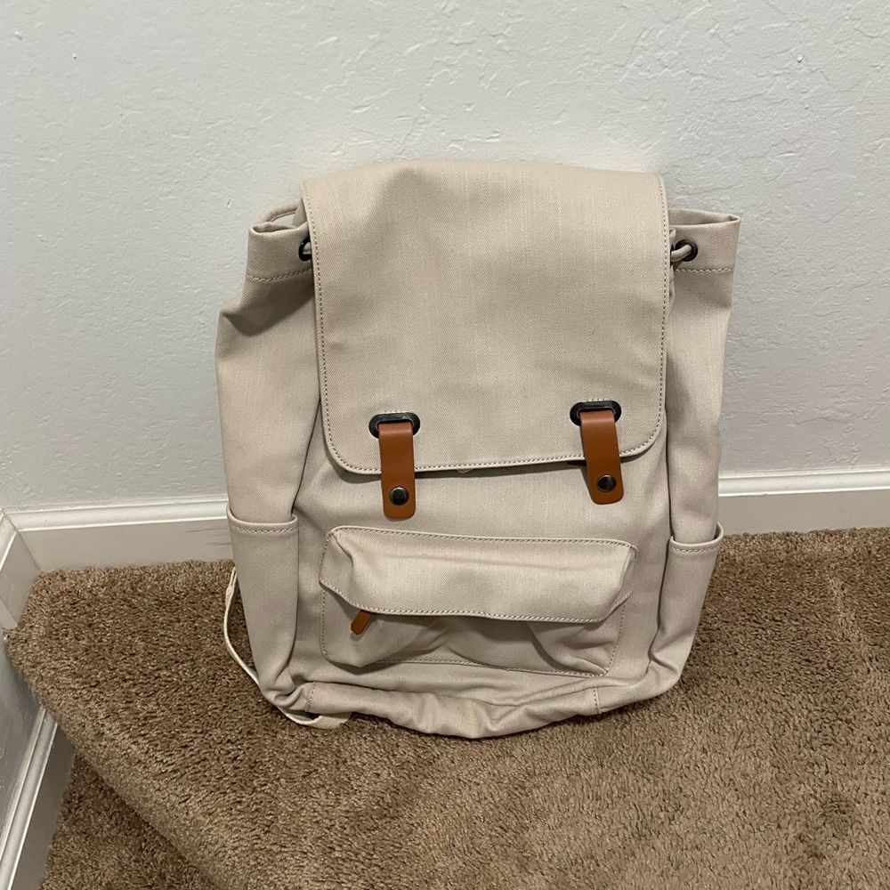 NEW Everlane backpack